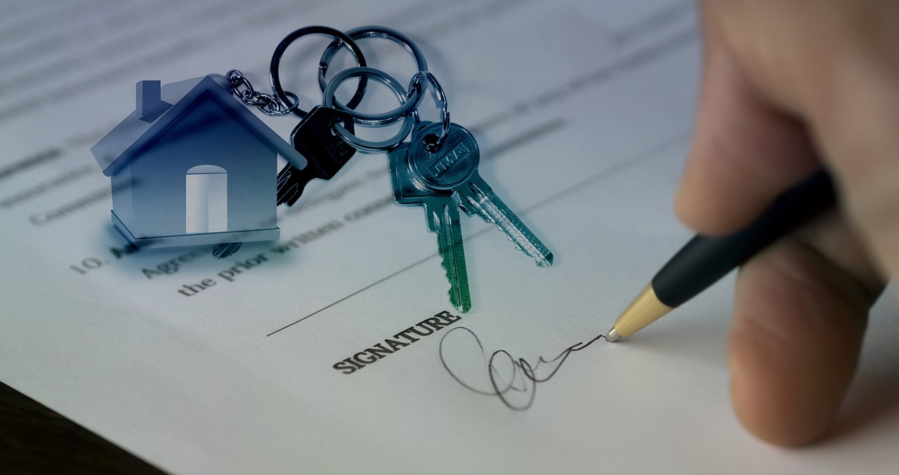 Real Estate Agents: When Buyers & Sellers Should Hire One